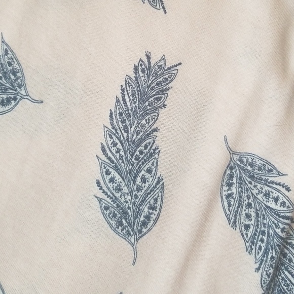 NWOT H&M tank top - Picture 3 of 4